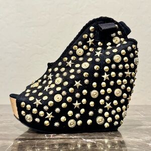 Jeffrey Campbell Kelsey Stud Platform Peep Toe Wedge Heels